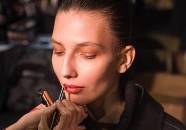 La guía definitiva para utilizar correctamente las brochas según un maquillador profesional